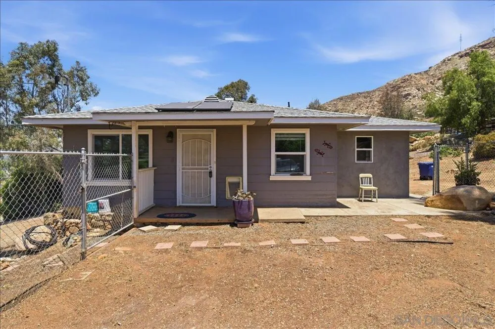 11305 Rocky Ln Lakeside, CA 92040