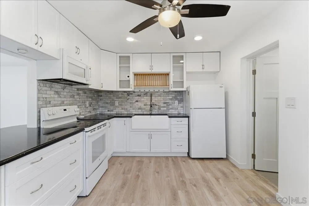 11305 Rocky Ln Lakeside, CA 92040