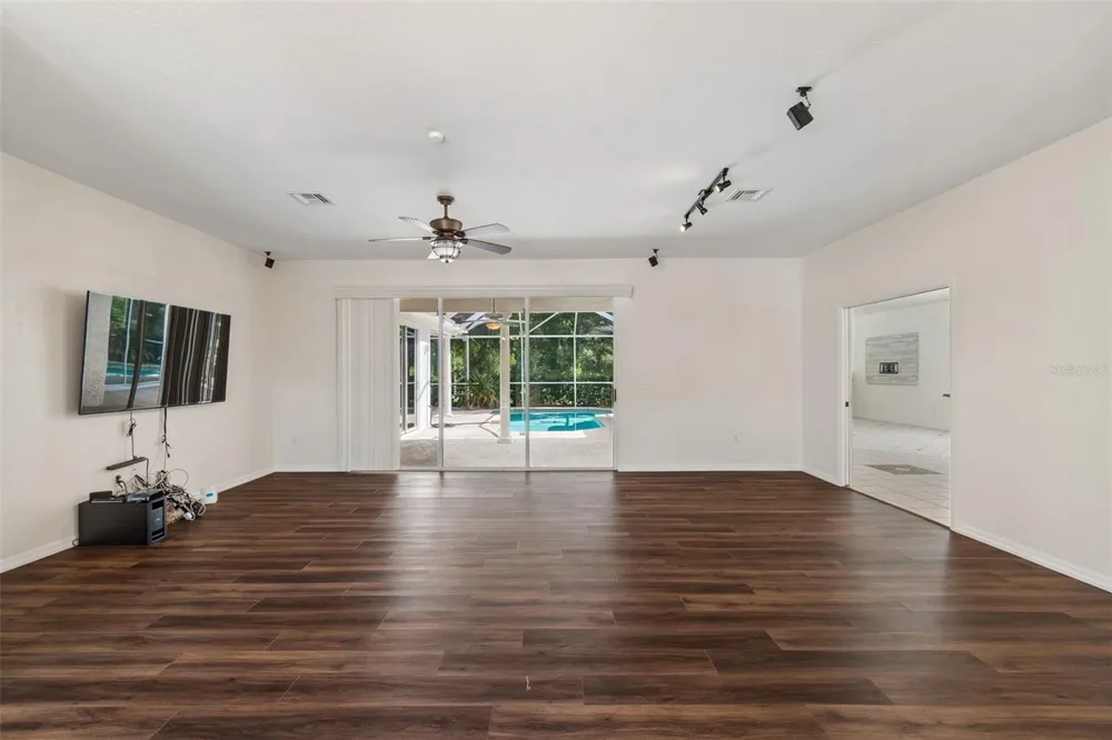 1230 BERKSHIRE LANE Tarpon Springs, FL 34688