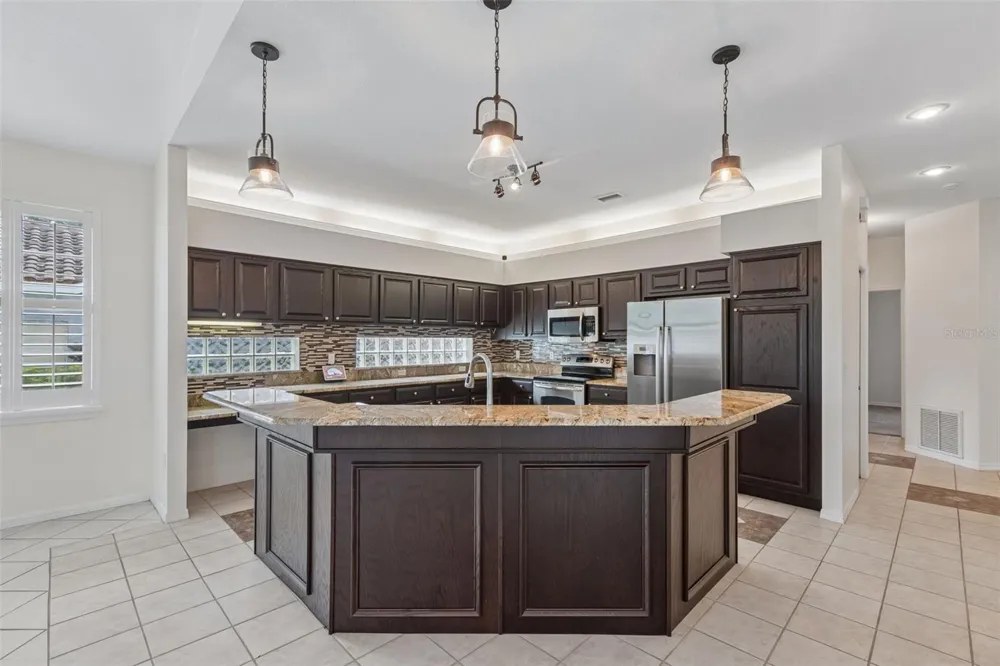 1230 BERKSHIRE LANE Tarpon Springs, FL 34688