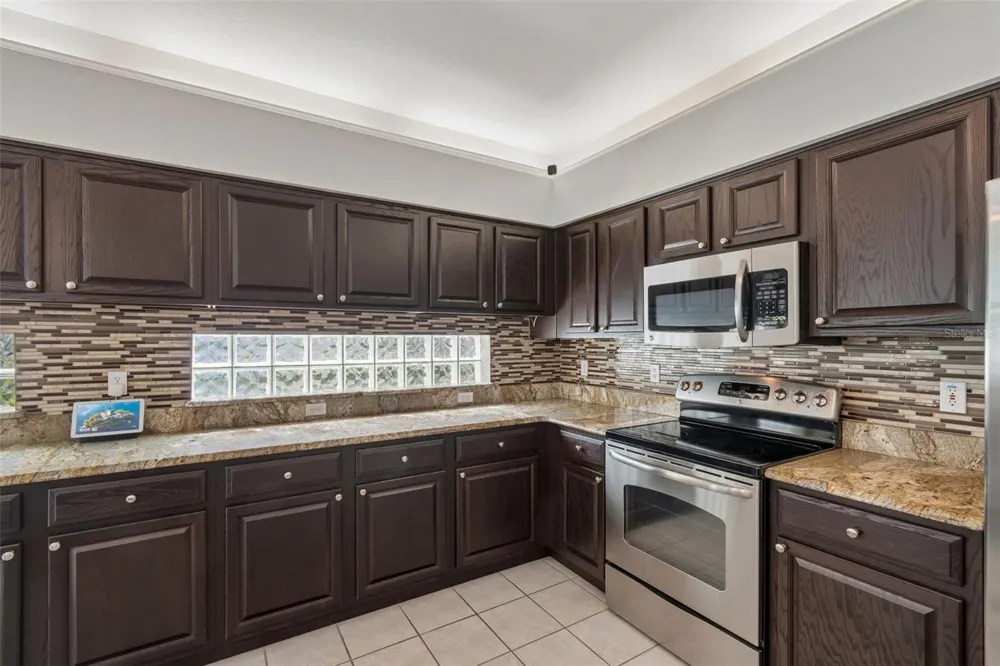 1230 BERKSHIRE LANE Tarpon Springs, FL 34688
