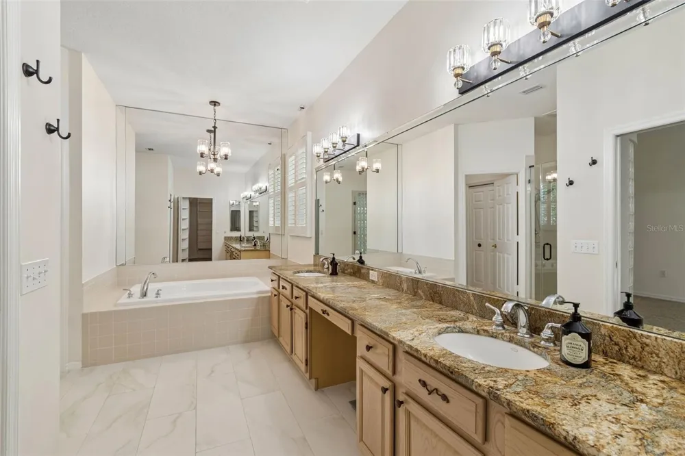 1230 BERKSHIRE LANE Tarpon Springs, FL 34688