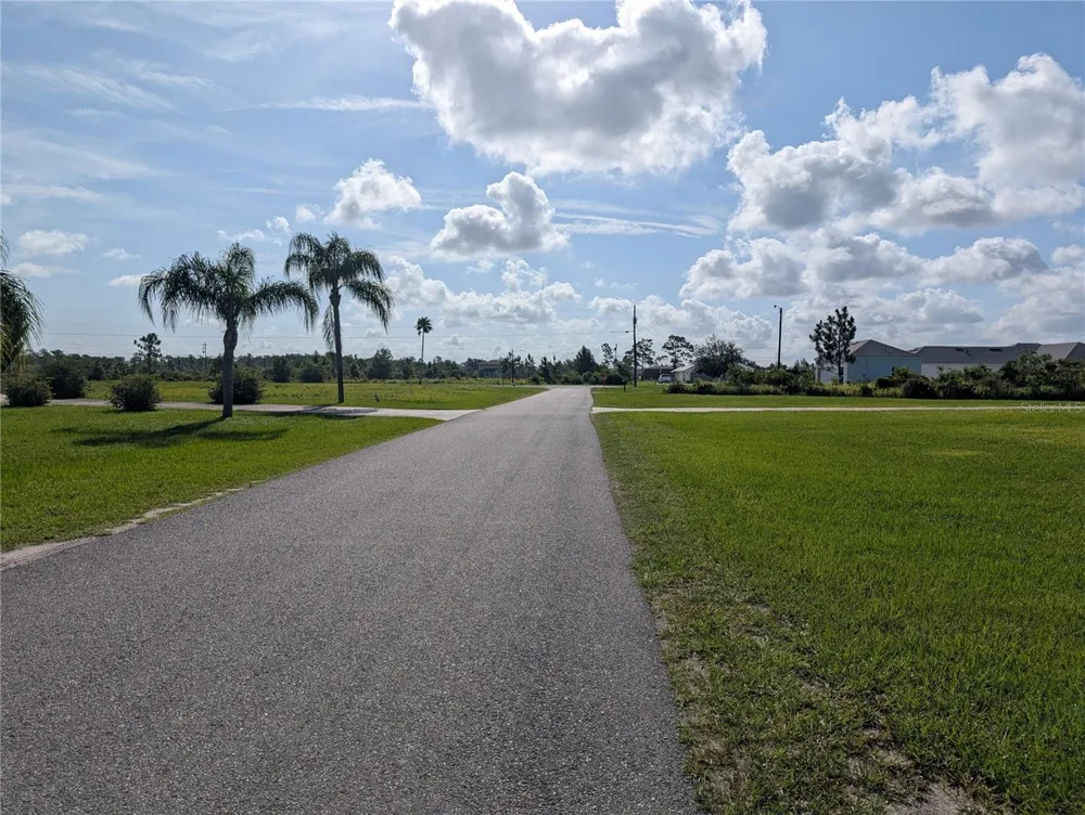 7 POINCIANA DRIVE Indian Lake Estates, FL 33855