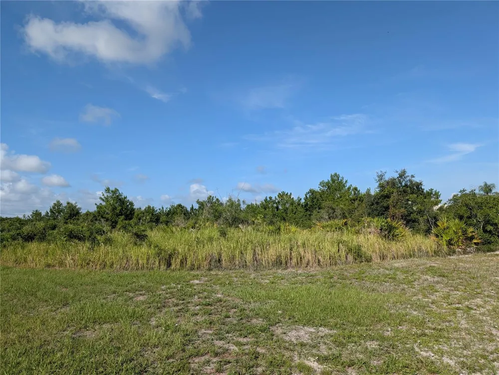 7 POINCIANA DRIVE Indian Lake Estates, FL 33855