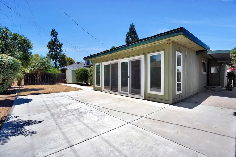 2938 E Willis Fresno, CA 93726