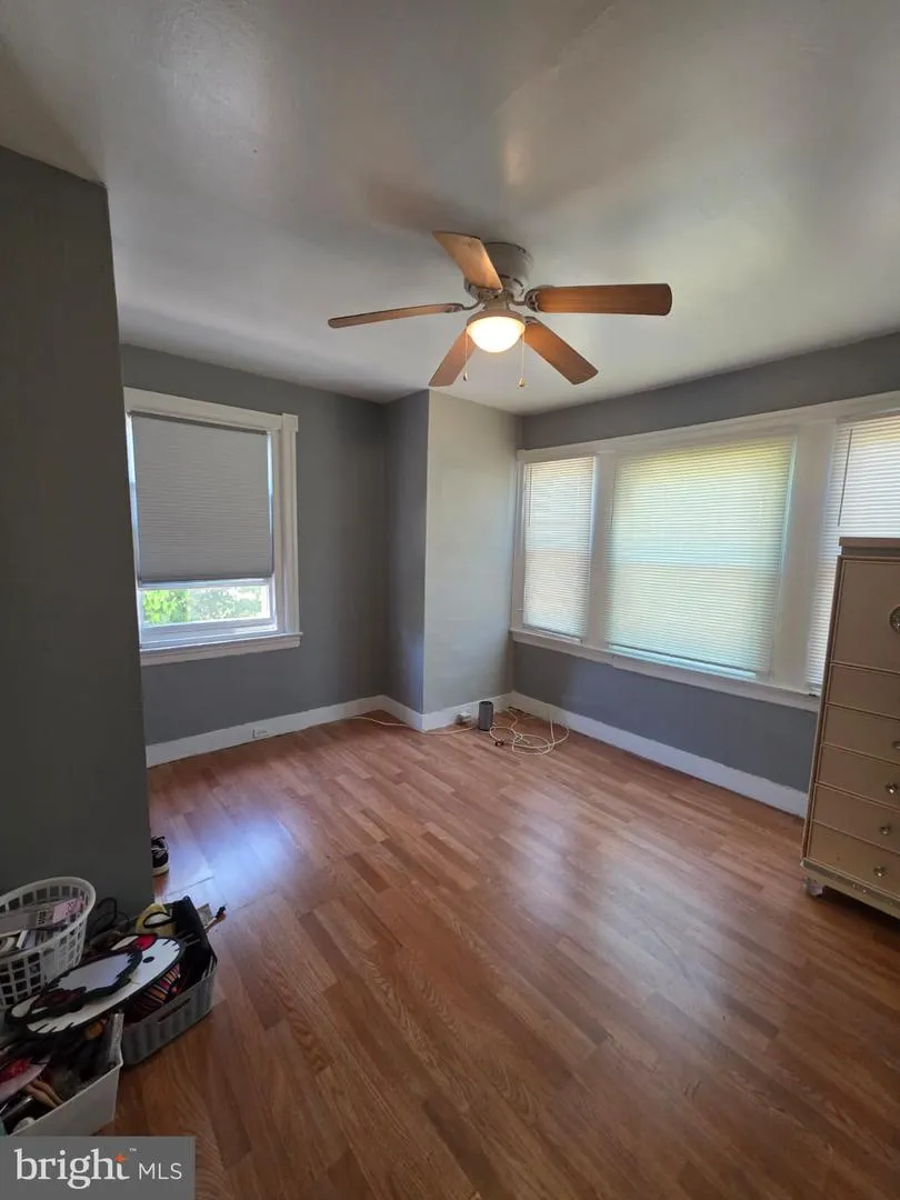 4801 10TH STREET Philadelphia, PA 19141