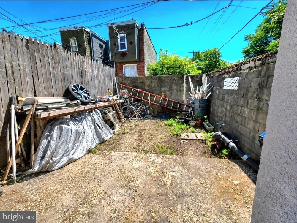 4801 10TH STREET Philadelphia, PA 19141