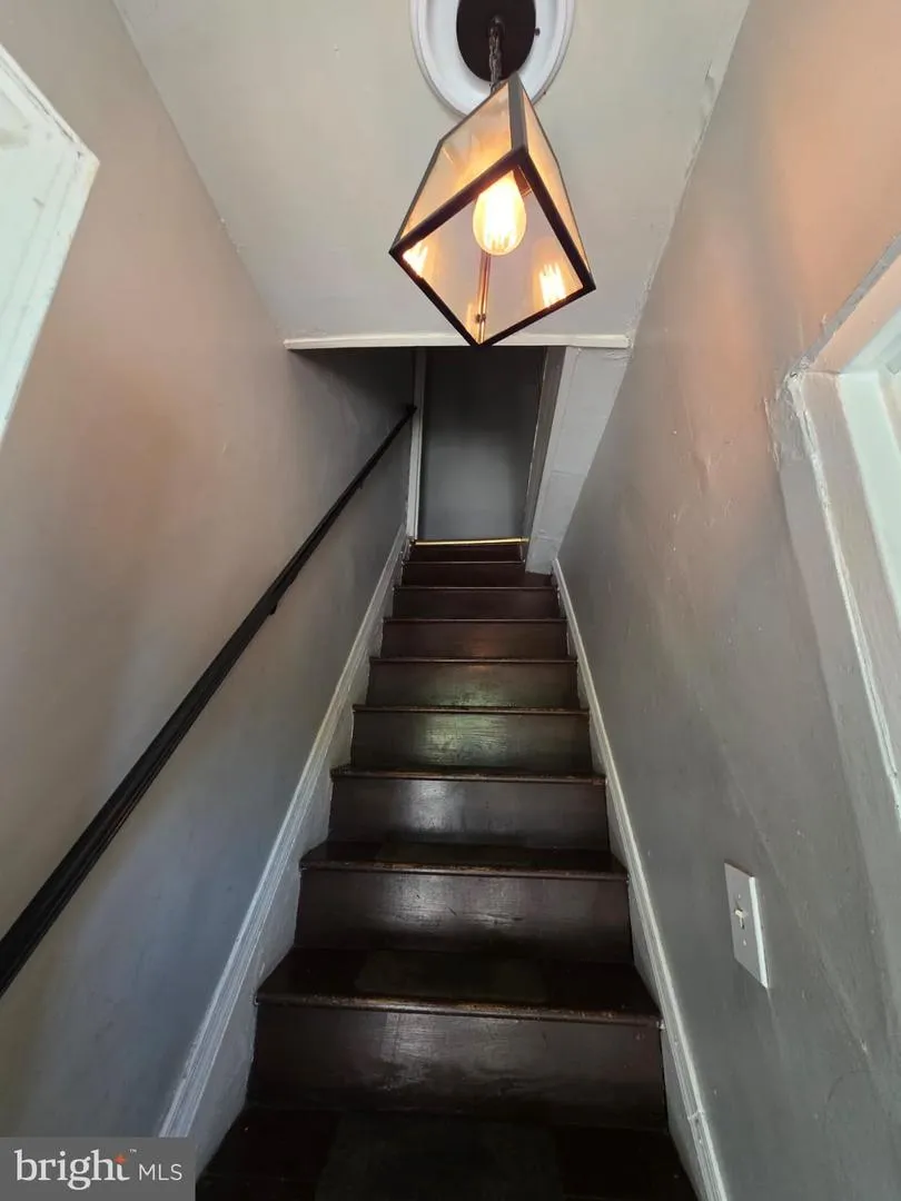 4801 10TH STREET Philadelphia, PA 19141