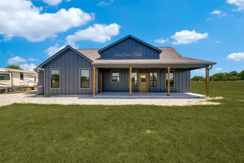 1150 Doss Road Millsap, TX 76066