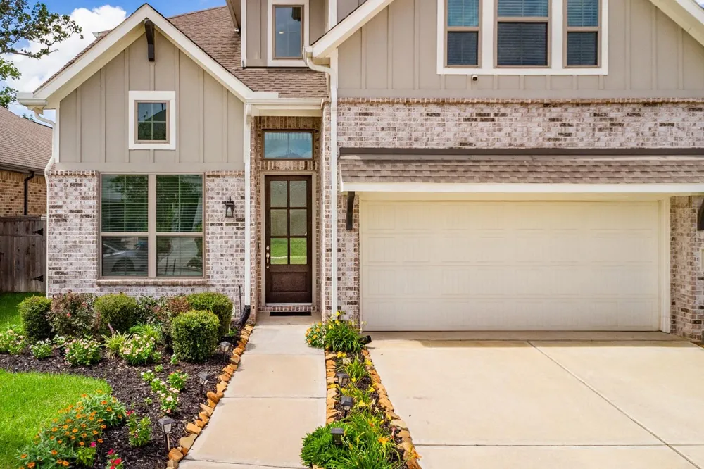 10719 Blossom River Drive Missouri City, TX 77459