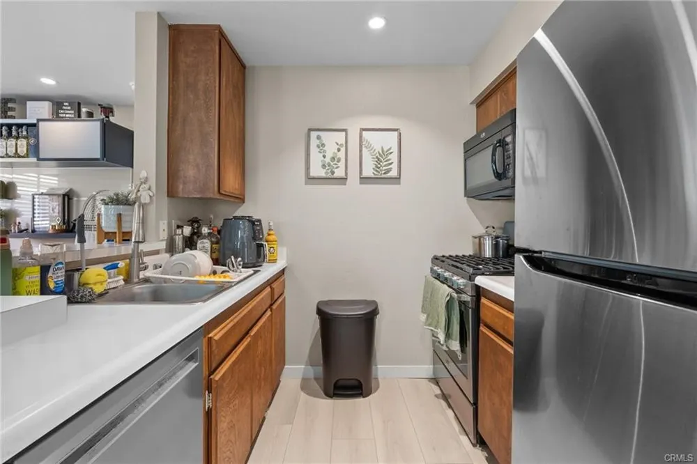 24496 Valle Del Oro #204 Newhall, CA 91321