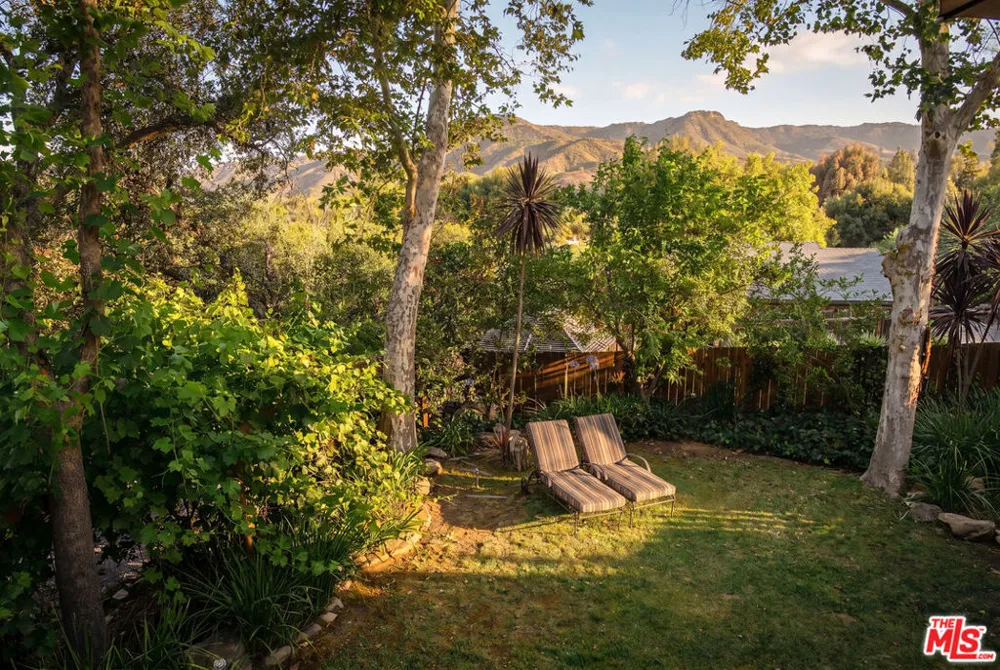 679 Wonder View Drive Calabasas, CA 91302