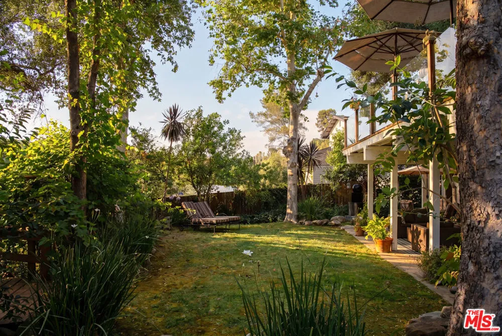 679 Wonder View Drive Calabasas, CA 91302