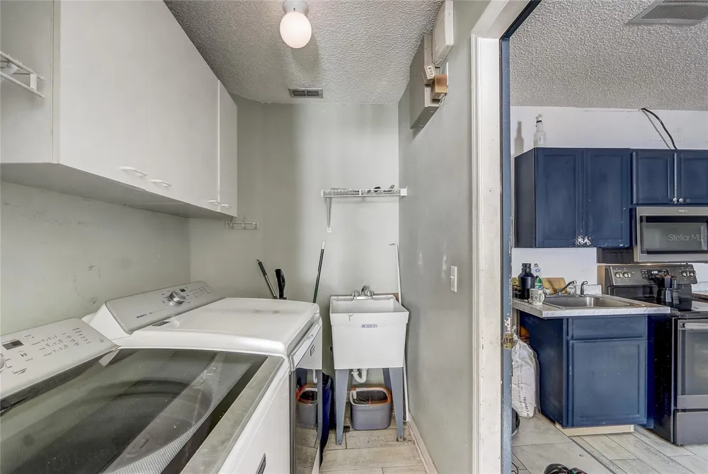 2191 ALCLOBE CIRCLE Ocoee, FL 34761