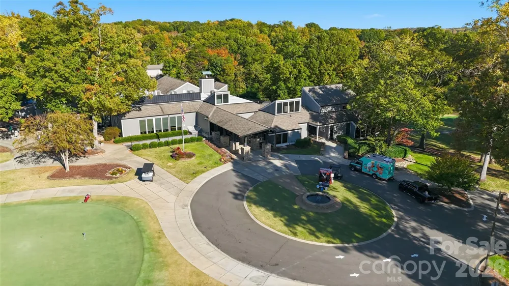 18 Shipmaster Court Lake Wylie, SC 29710