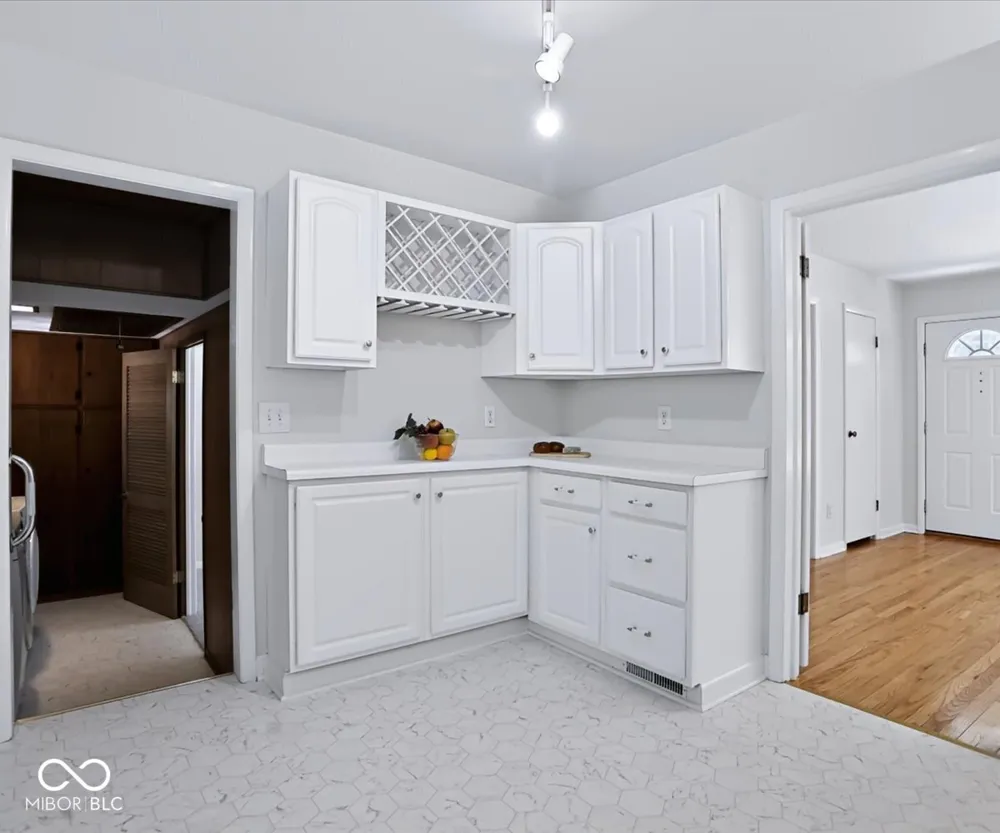 811 S Eastside Drive Bloomington, IN 47401