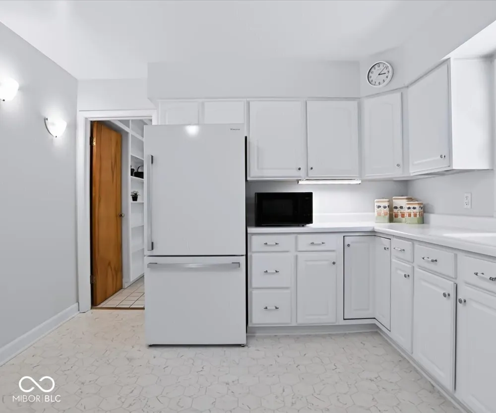 811 S Eastside Drive Bloomington, IN 47401