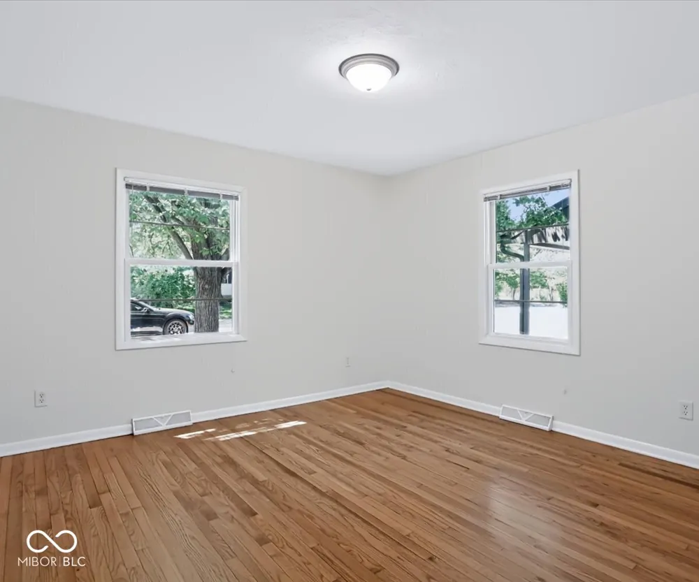 811 S Eastside Drive Bloomington, IN 47401