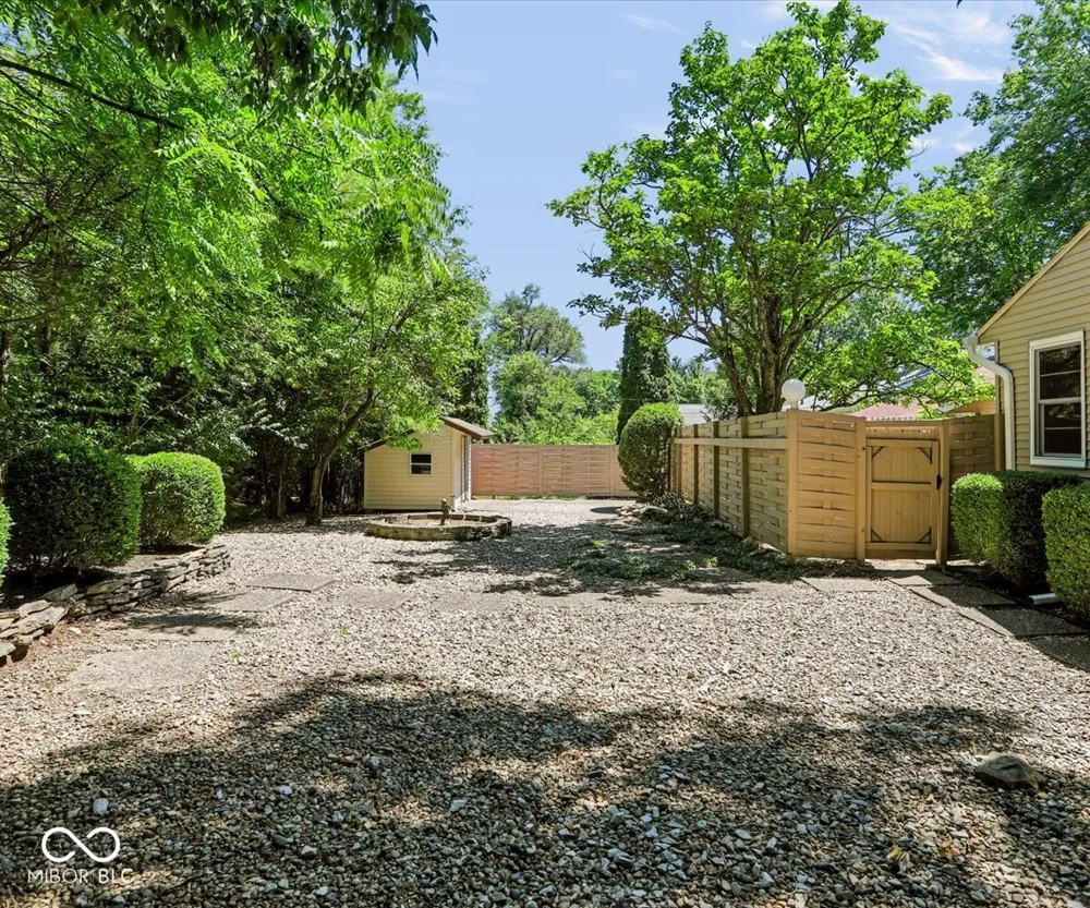 811 S Eastside Drive Bloomington, IN 47401