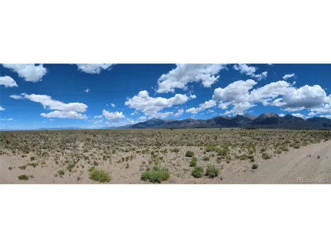 1097 Pioneer Trail