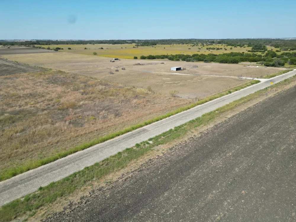 3809 County Road 384 Bartlett, TX 76511