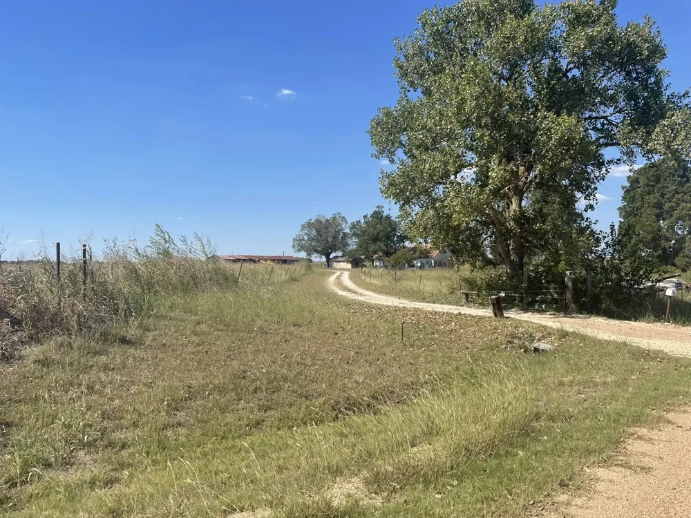 3809 County Road 384 Bartlett, TX 76511