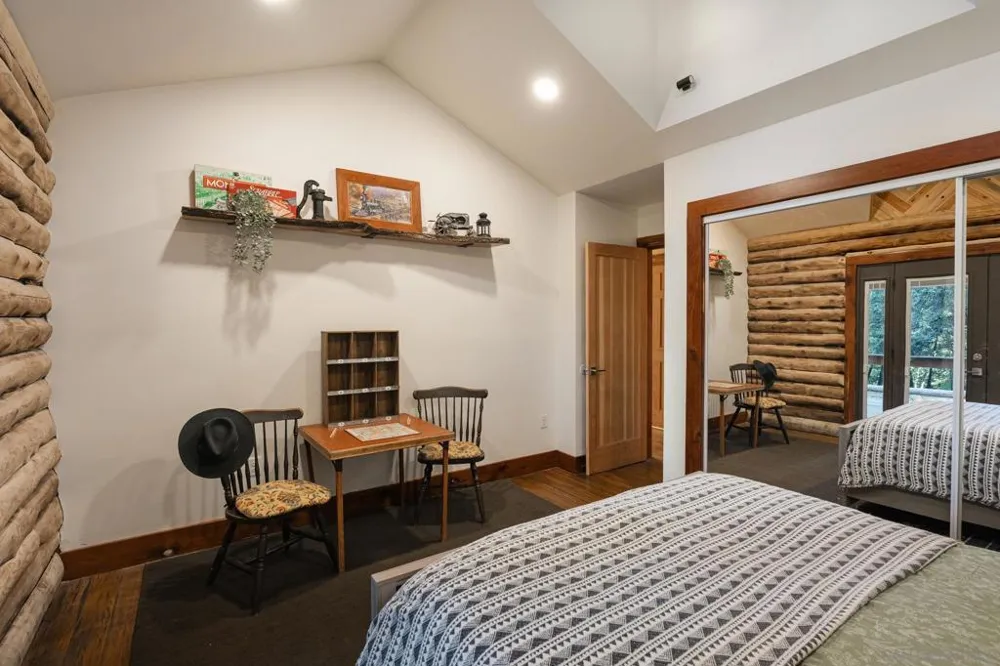 4484 Pine Ridge Ave Julian, CA 92036