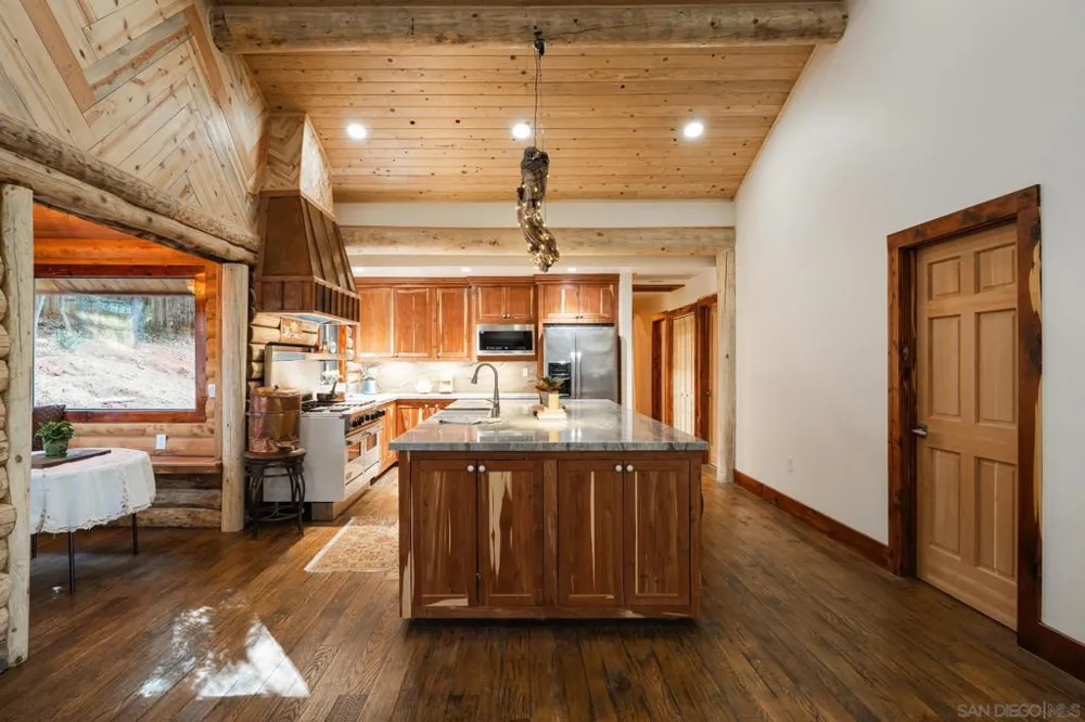 4484 Pine Ridge Ave Julian, CA 92036
