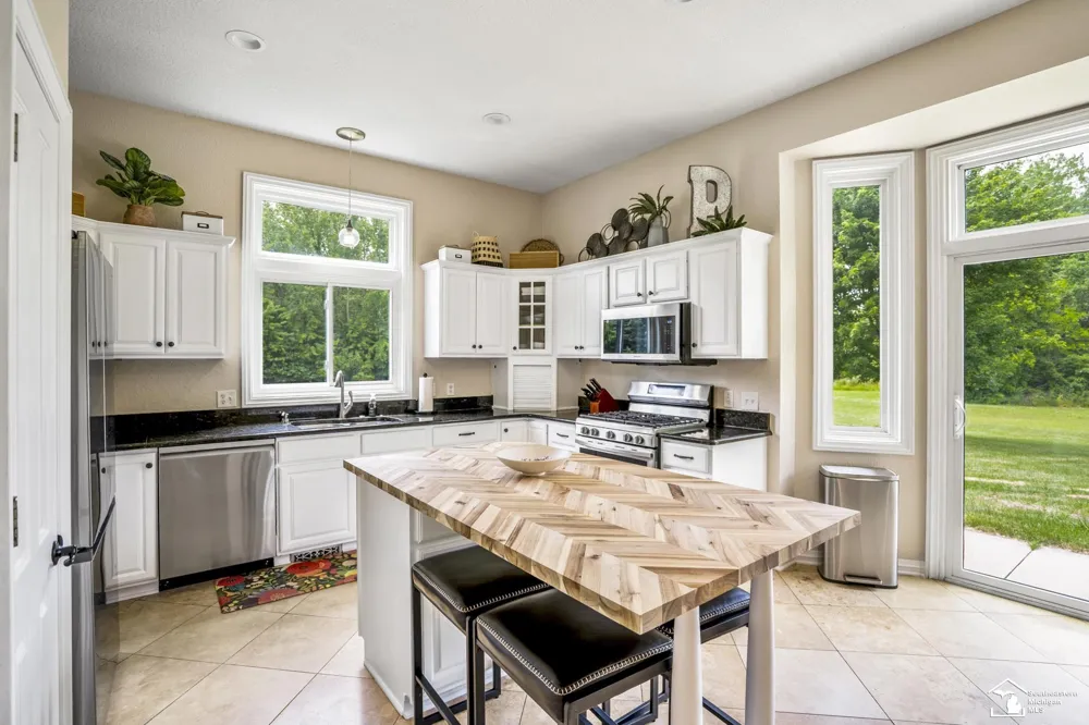 3570 Summerfield Road Summerfield Township, MI 49270
