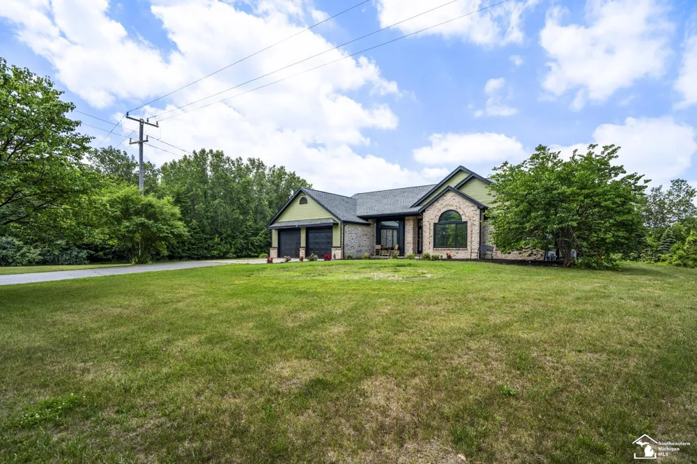 3570 Summerfield Road Summerfield Township, MI 49270