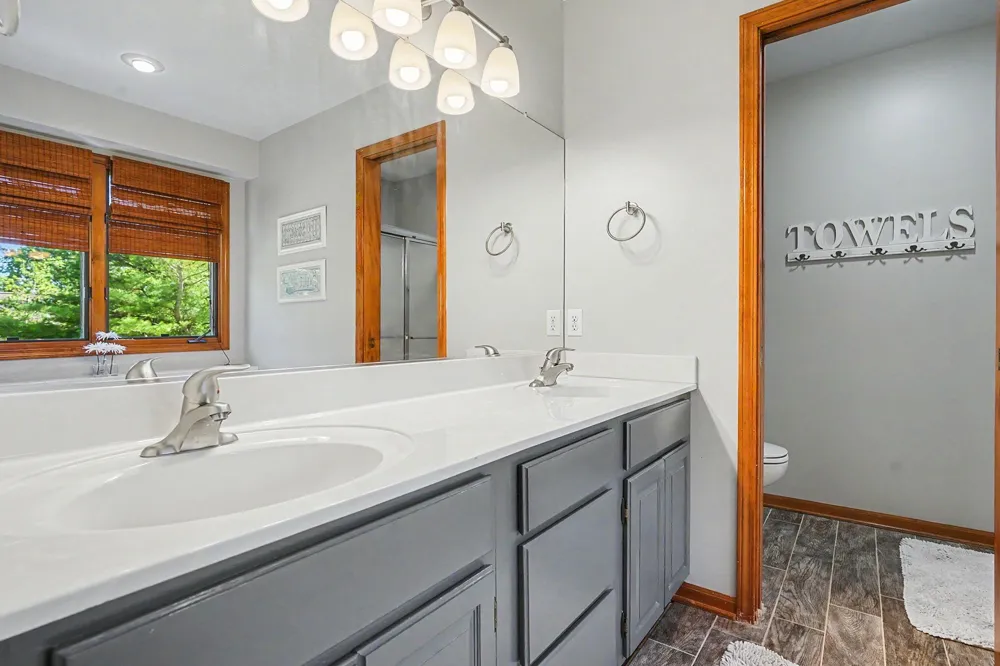 1864 Erin Isle Drive Park Township, MI 49424