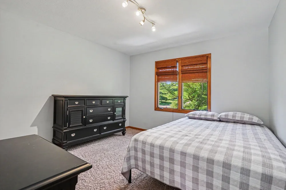 1864 Erin Isle Drive Park Township, MI 49424