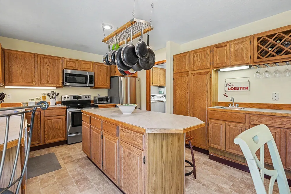 1864 Erin Isle Drive Park Township, MI 49424