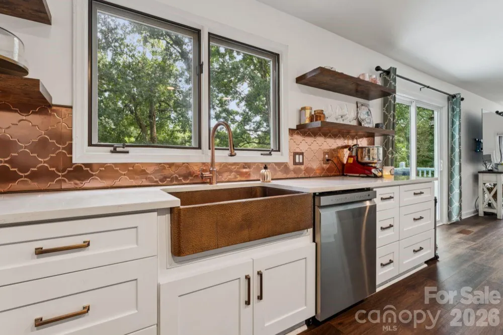 26049 Neptunes Landing Tega Cay, SC 29708