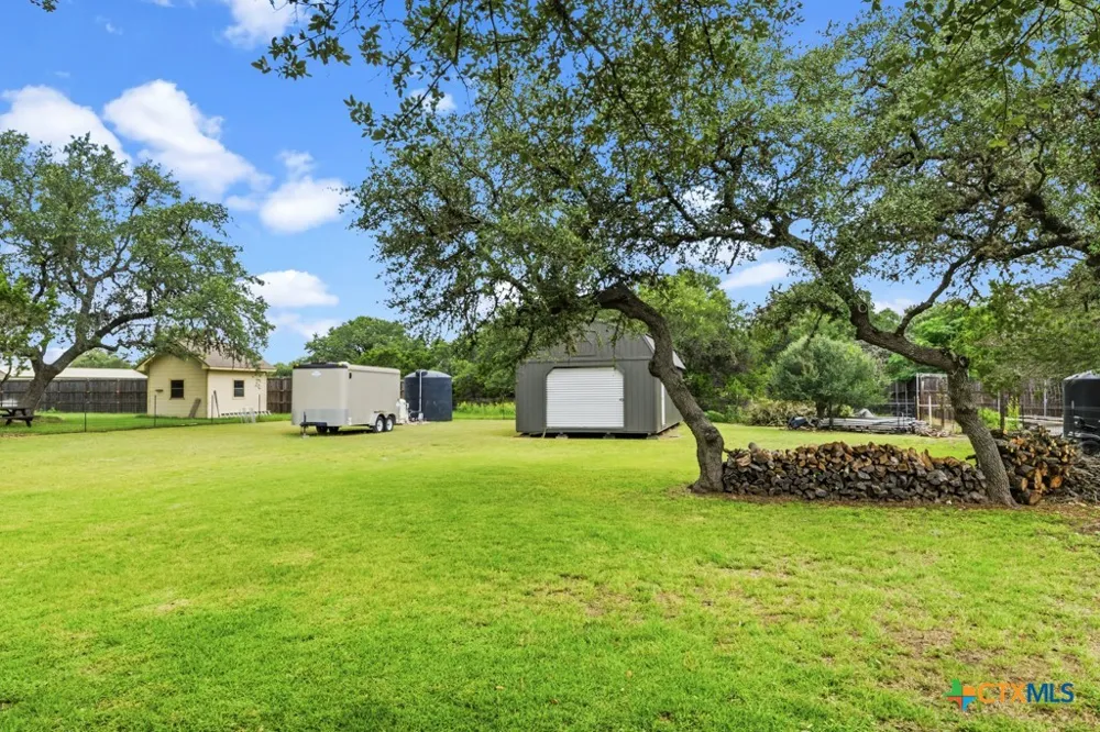 1211 MOSSY HOLLOW DRIVE Spring Branch, TX 78070