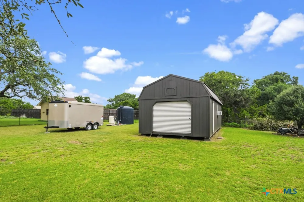1211 MOSSY HOLLOW DRIVE Spring Branch, TX 78070