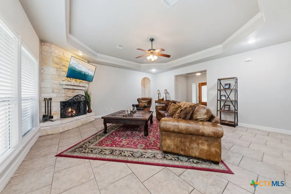 1211 MOSSY HOLLOW DRIVE Spring Branch, TX 78070