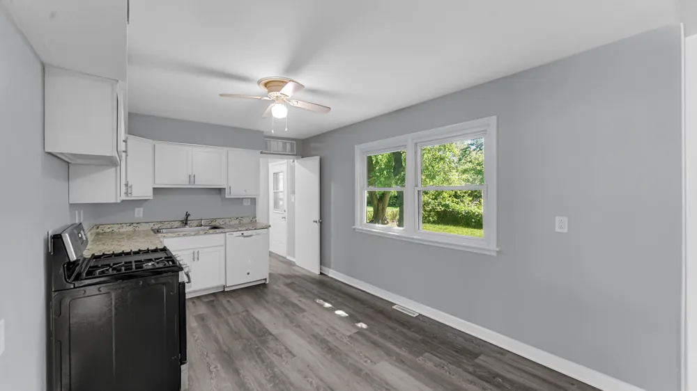 7713 Hendricks Place Merrillville, IN 46410