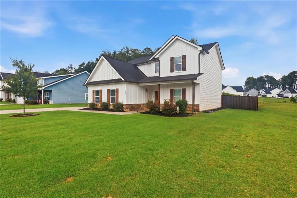 6352 Magnolia Station Drive Lula, GA 30554