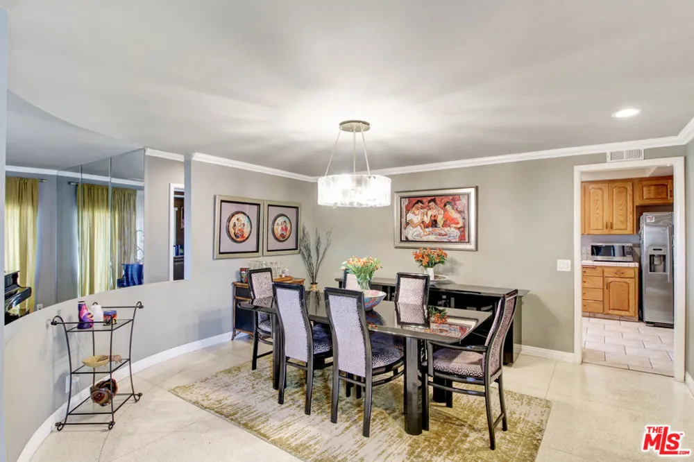 4152 Terraza Drive Los Angeles, CA 90008
