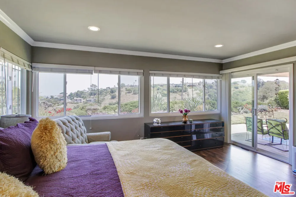 4152 Terraza Drive Los Angeles, CA 90008