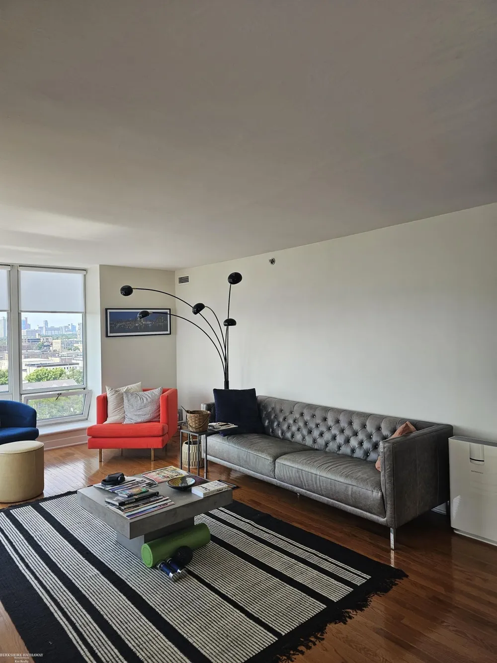 250 E Harbortown #1110 Drive Detroit City, MI 48207
