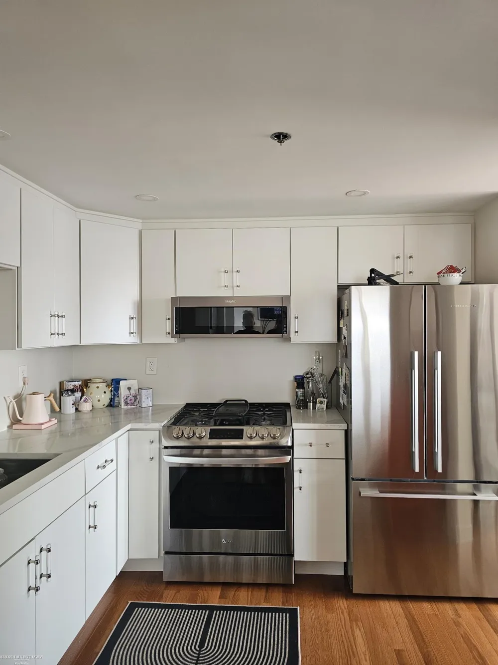 250 E Harbortown #1110 Drive Detroit City, MI 48207