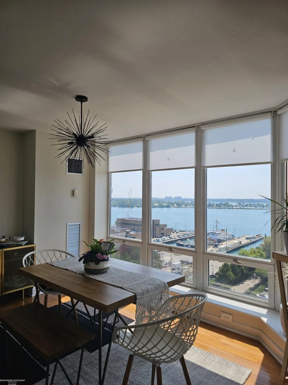 250 E Harbortown #1110 Drive Detroit City, MI 48207