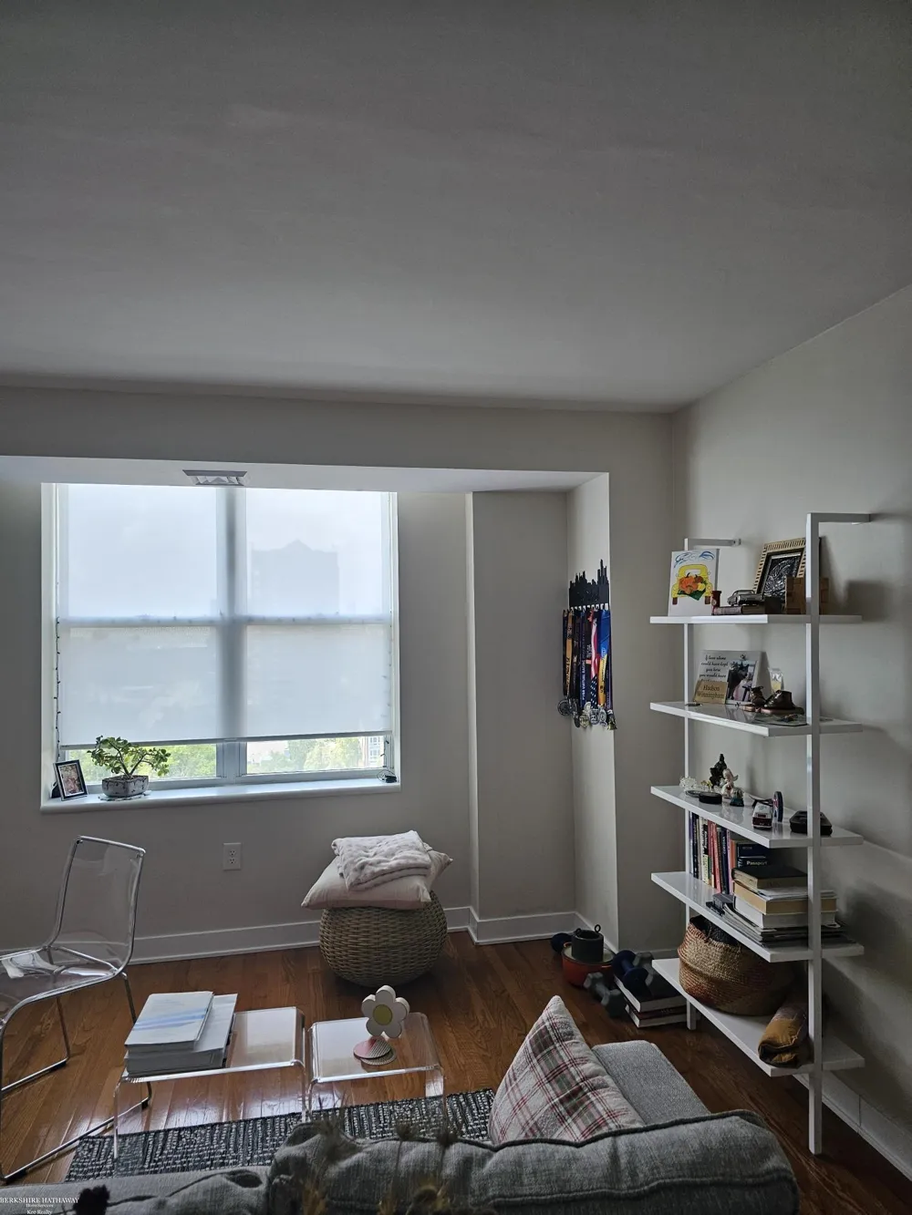 250 E Harbortown #1110 Drive Detroit City, MI 48207