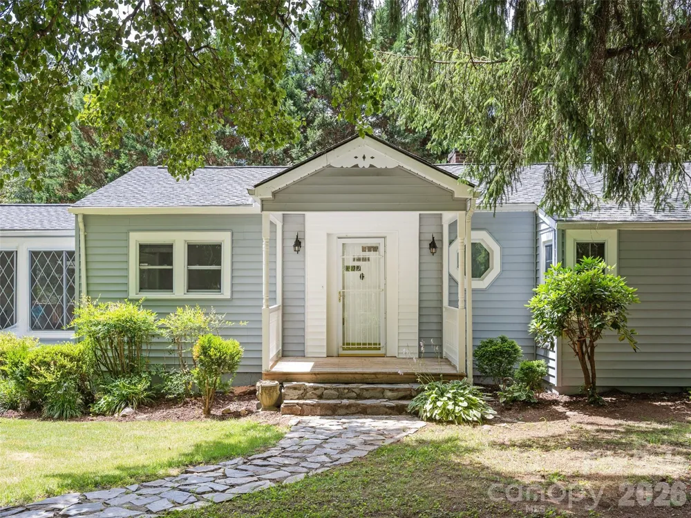 79 Edgewood Drive Arden, NC 28704