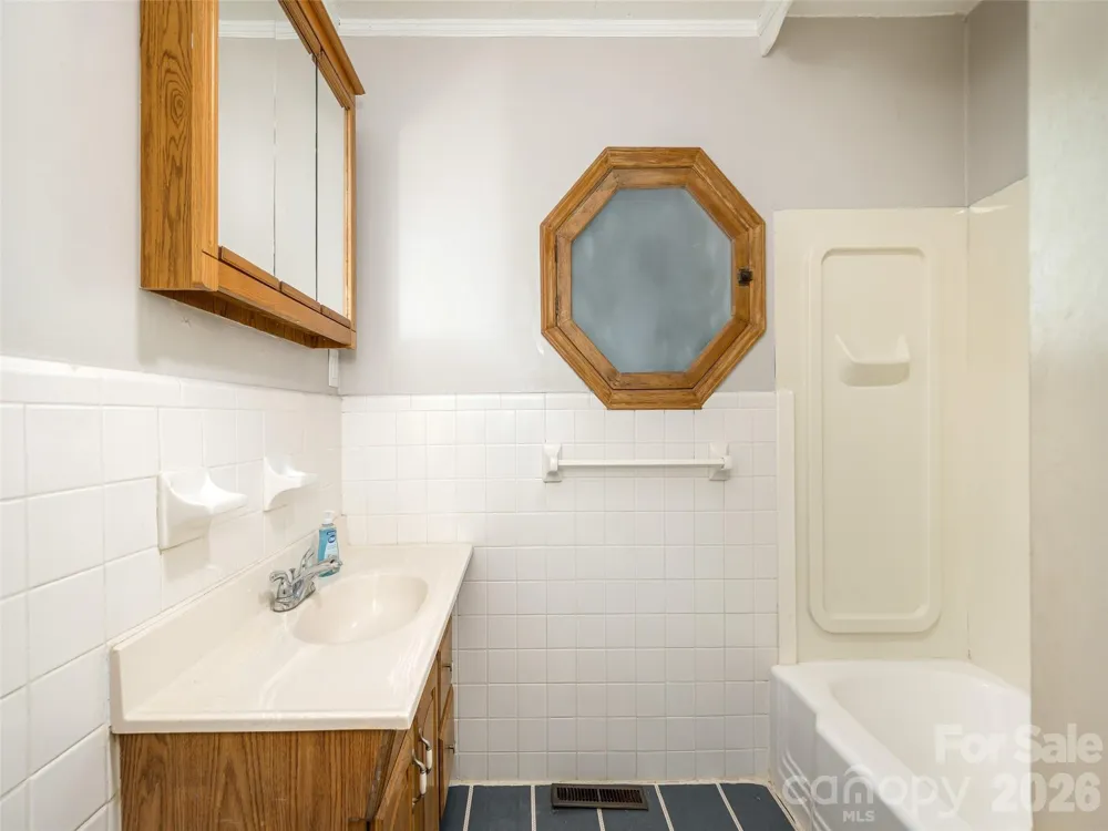 79 Edgewood Drive Arden, NC 28704
