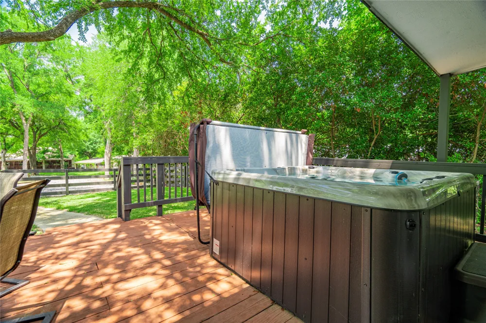 347 Quail Creek Circle Pottsboro, TX 75076