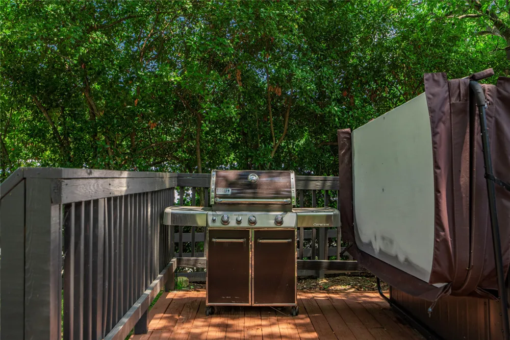 347 Quail Creek Circle Pottsboro, TX 75076