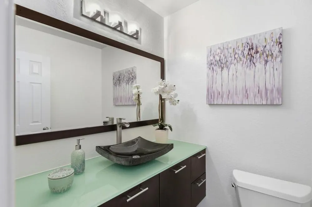 2315 Sharon Road Menlo Park, CA 94025
